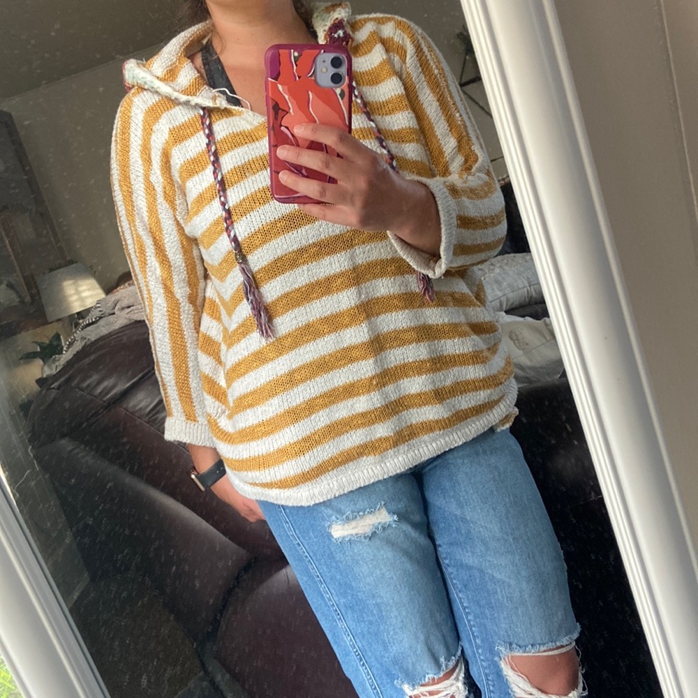 Gimmicks Sweater